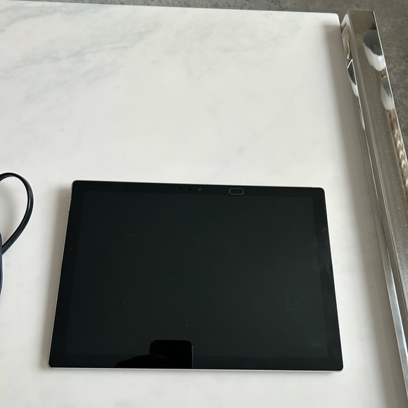 ⭐️⭐️HOST PICK ⭐️⭐️Microsoft Surface Tablet ☀️☀️ - Picture 5 of 6